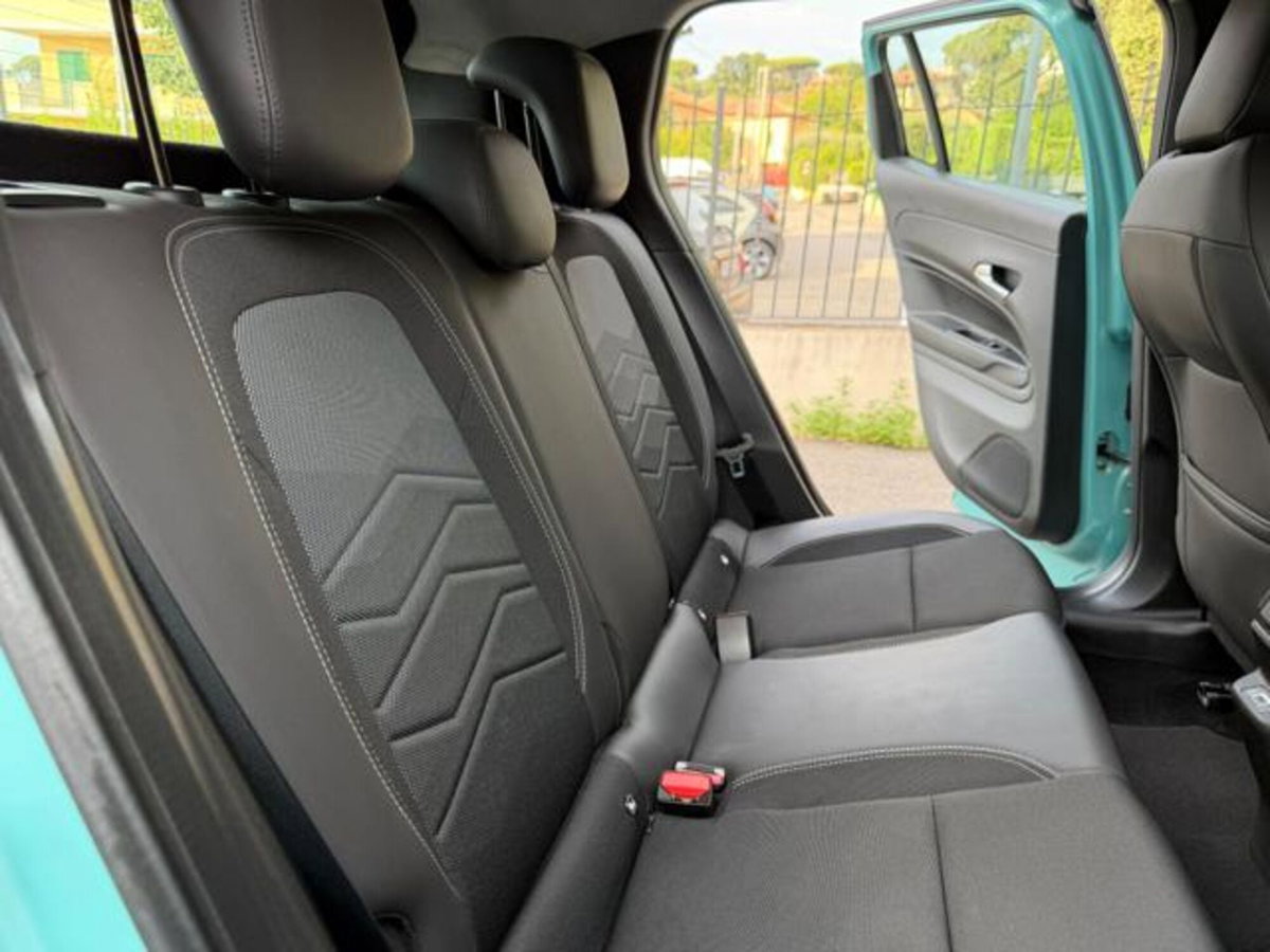 Jeep Avenger 1.2 turbo Altitude fwd 100cv (10)