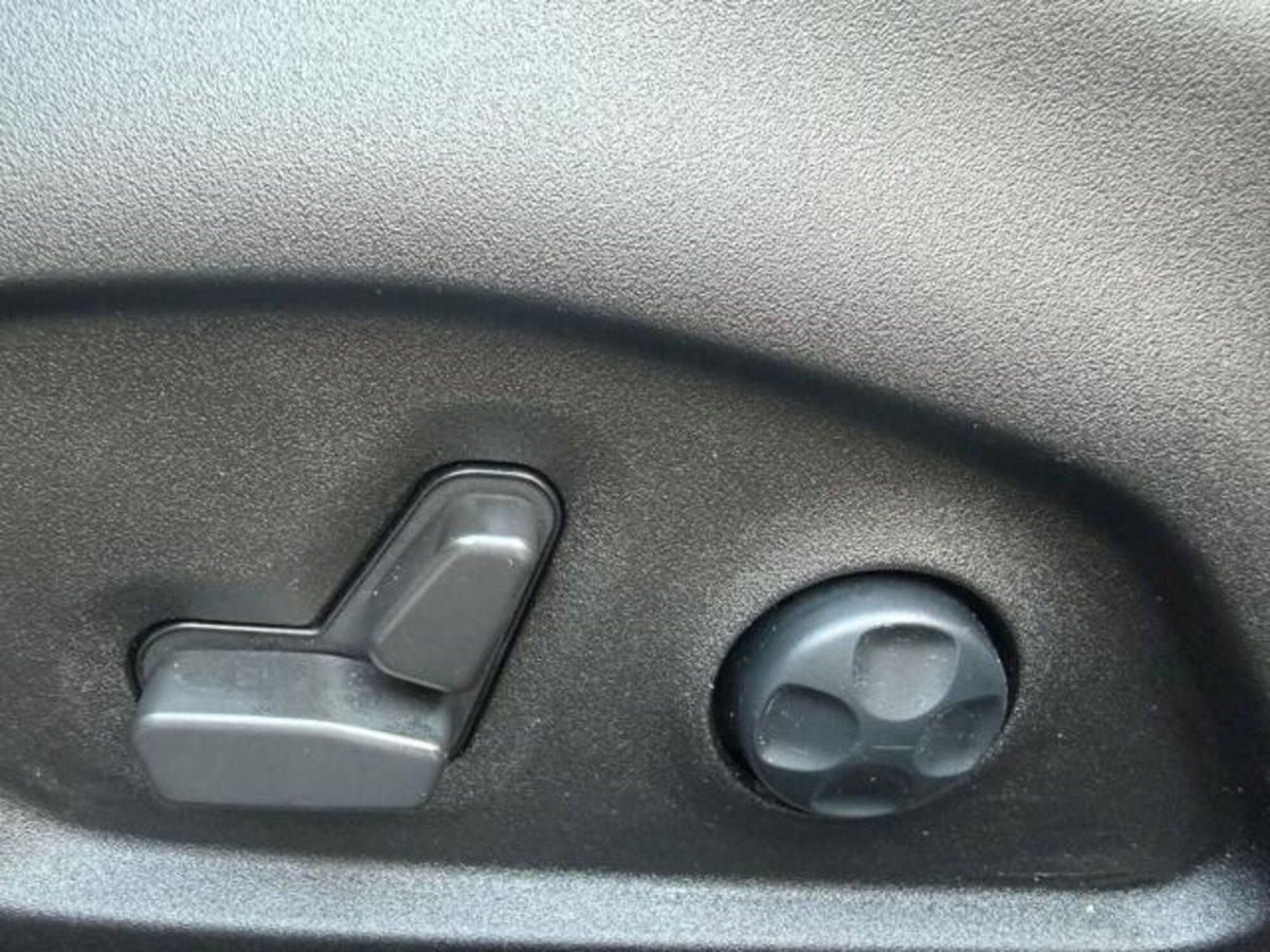Jeep Compass 1.3 T4 240CV PHEV AT6 4xe Trailhawk (11)