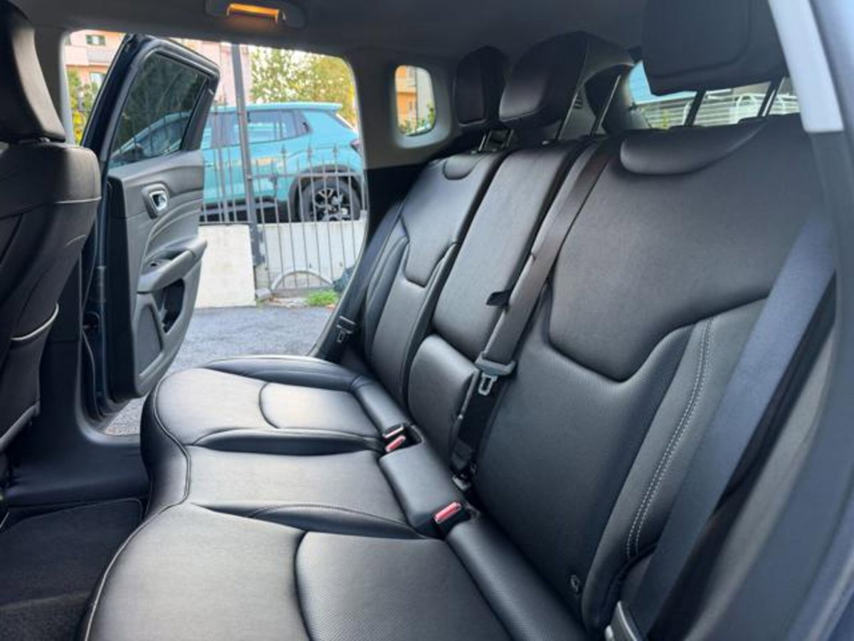 Jeep Compass 1.3 T4 240CV PHEV AT6 4xe Upland (15)