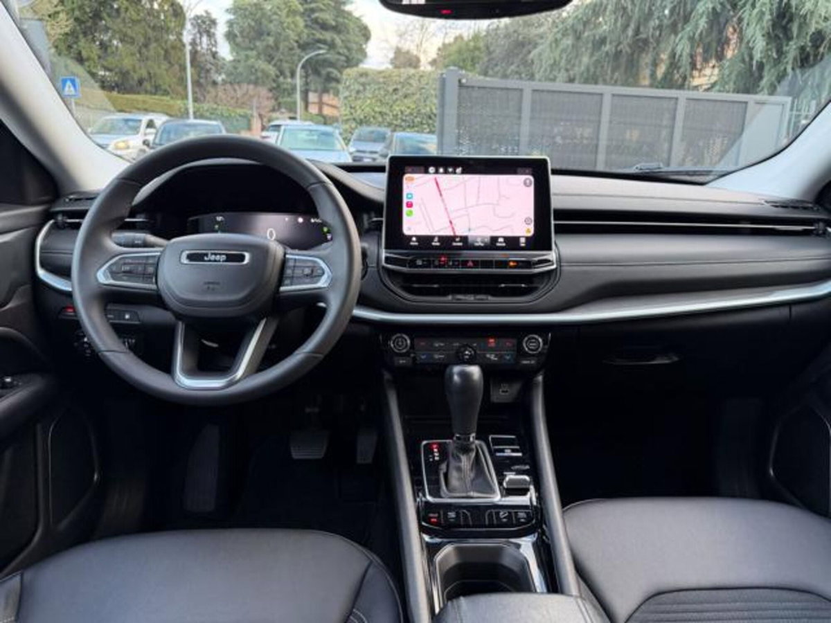 Jeep Compass 1.3 T4 190 CV PHEV AT6 4xe Longitude (16)
