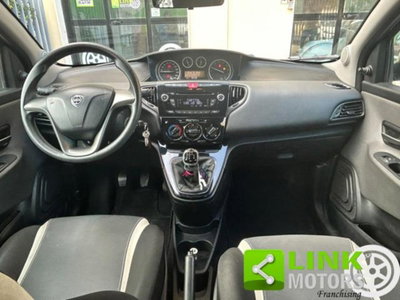 Lancia Ypsilon 1.2 69 CV 5 porte Elefantino (6)