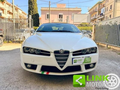 Alfa Romeo Spider 2.4 JTDm 210CV (3)