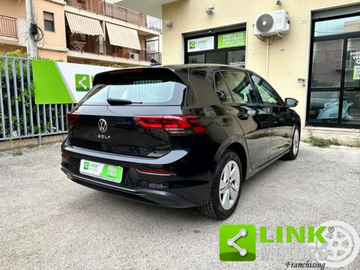 Volkswagen Golf 2.0 tdi Life 115cv (12)