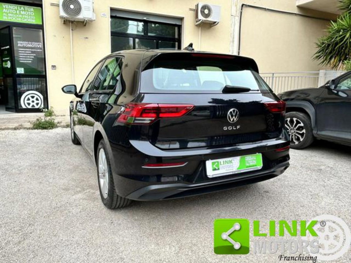 Volkswagen Golf 2.0 tdi Life 115cv (8)