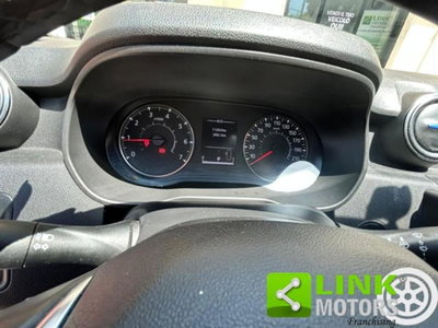 Dacia Duster 1.5 Blue dCi 8V 115 CV 4x4 15th Anniversary (15)