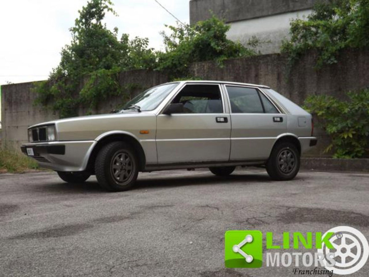 Lancia Delta 1.3 (3)