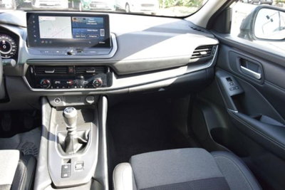 Nissan Qashqai 1.3 mhev N-Connecta 2wd 140cv (11)