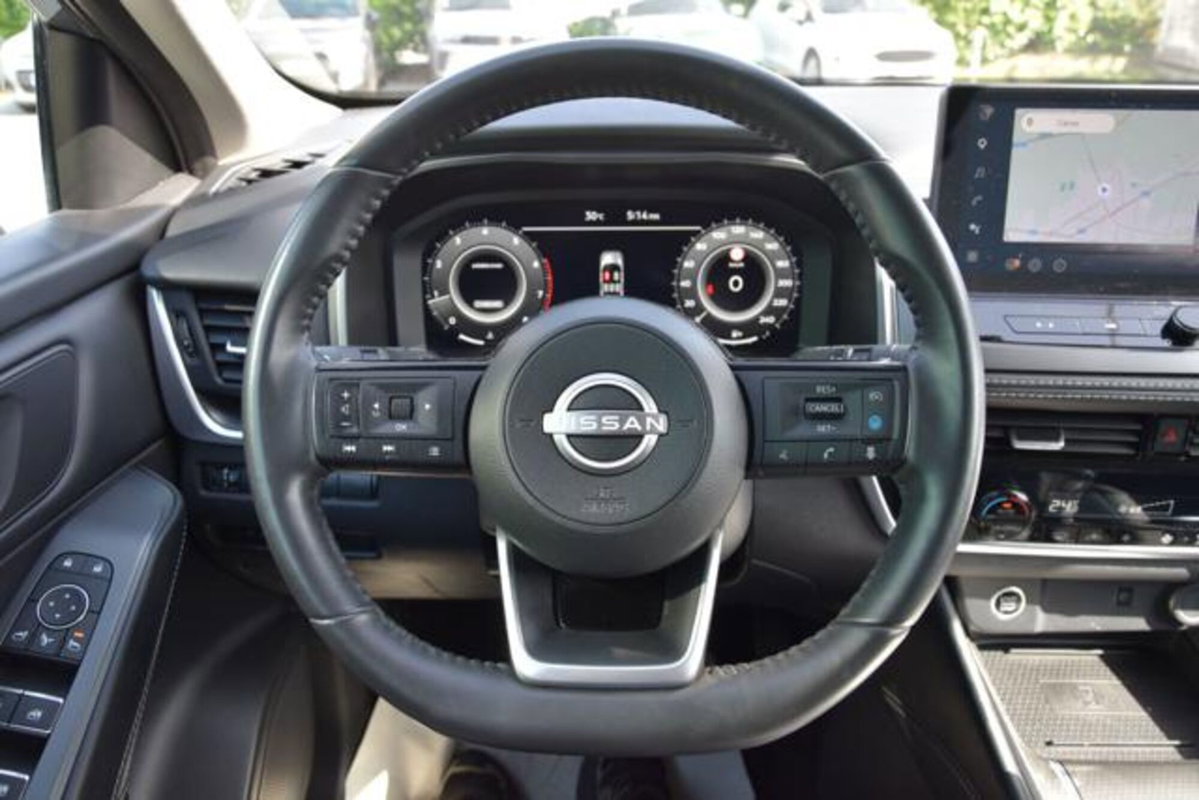 Nissan Qashqai 1.3 mhev N-Connecta 2wd 140cv (19)
