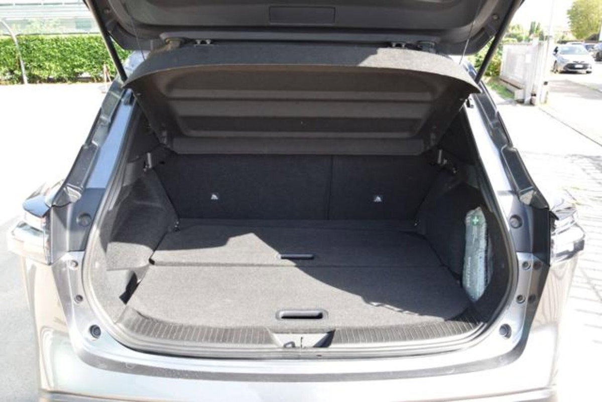 Nissan Qashqai 1.3 mhev N-Connecta 2wd 140cv (7)