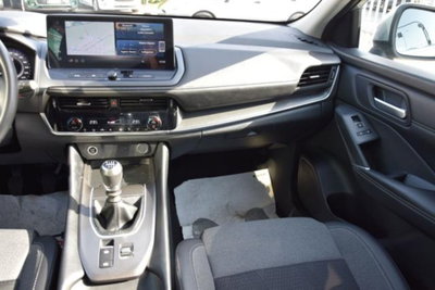 Nissan Qashqai 1.3 mhev N-Connecta 2wd 140cv (11)