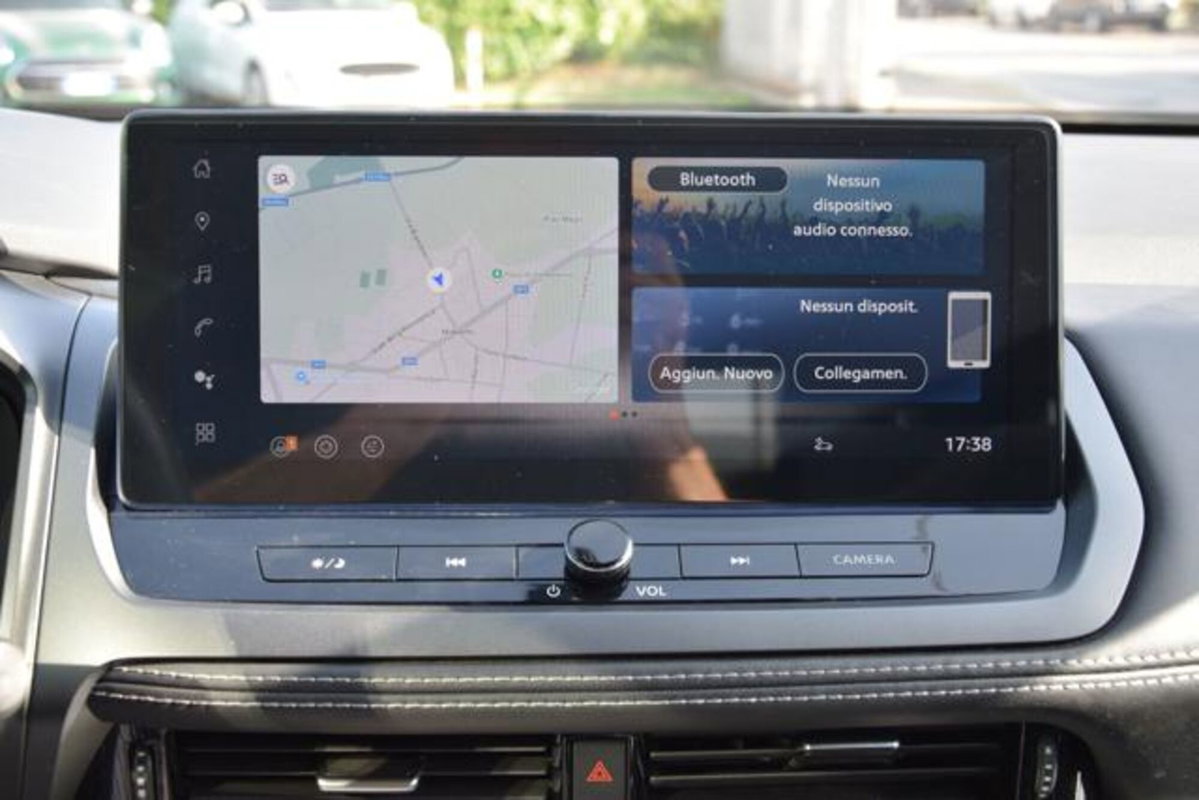 Nissan Qashqai 1.3 mhev N-Connecta 2wd 140cv (19)