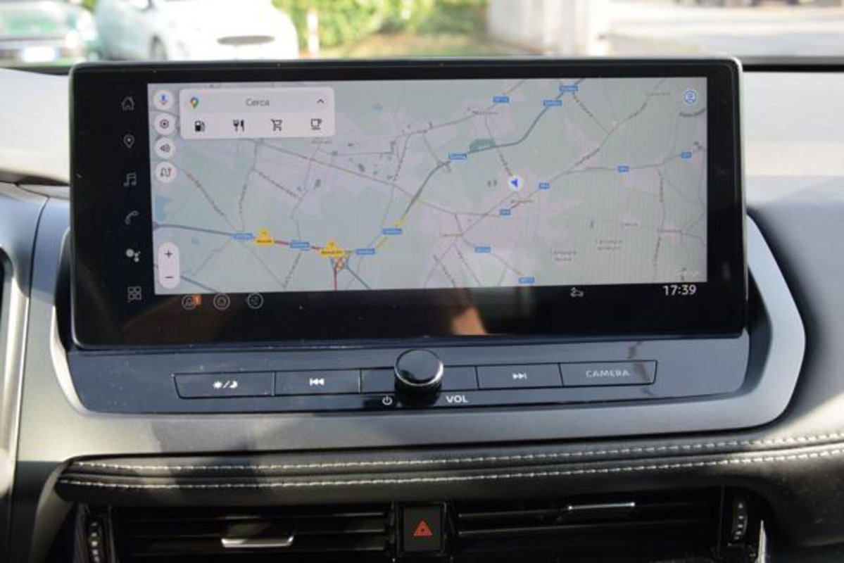 Nissan Qashqai 1.3 mhev N-Connecta 2wd 140cv (20)