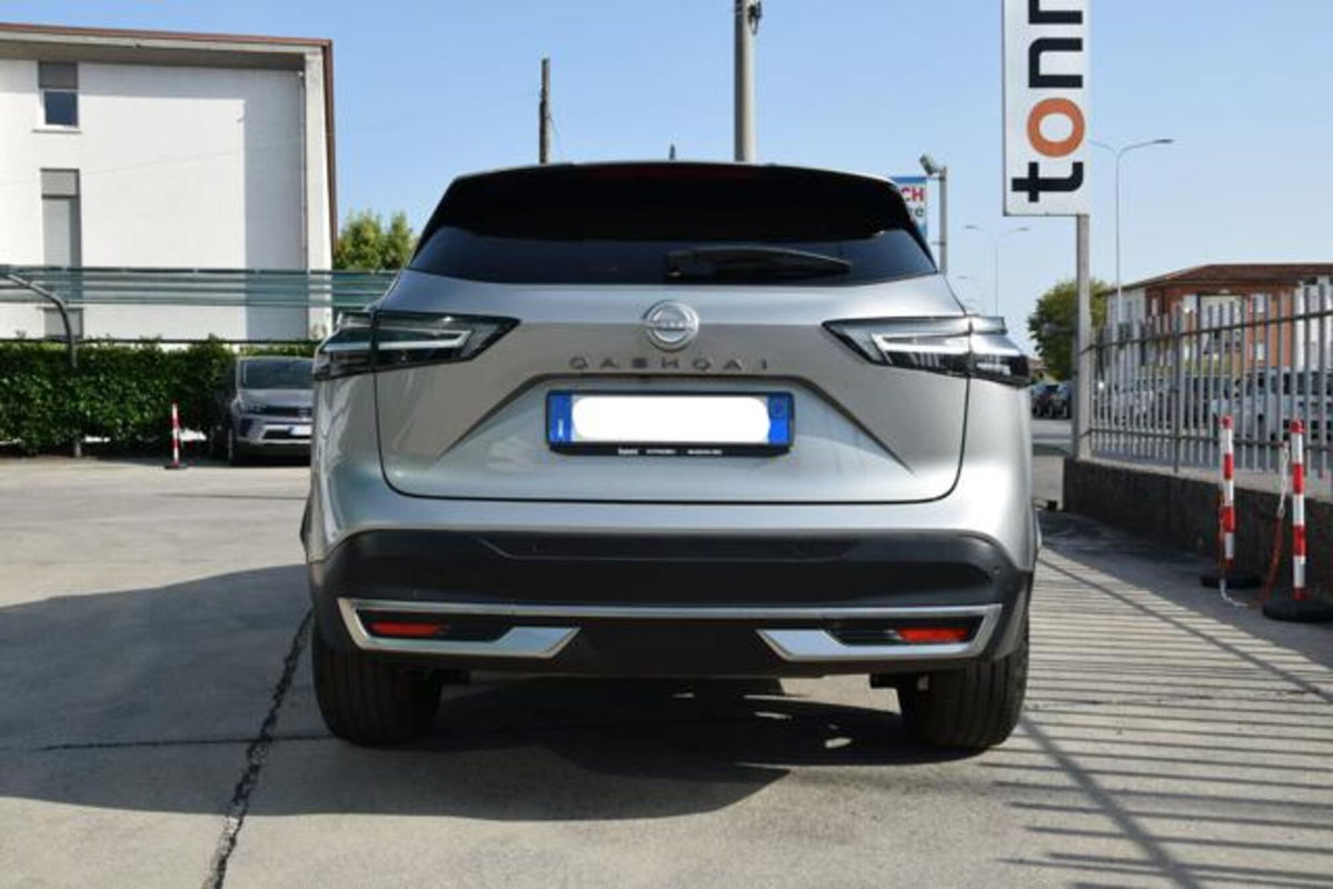 Nissan Qashqai 1.3 mhev N-Connecta 2wd 140cv (5)