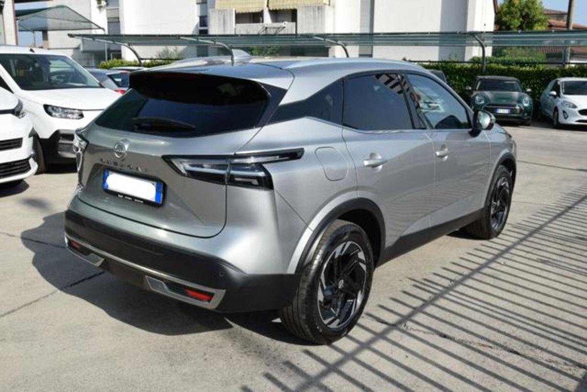 Nissan Qashqai 1.3 mhev N-Connecta 2wd 140cv (6)