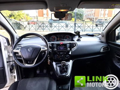 Lancia Ypsilon 1.2 69 CV 5 porte GPL Ecochic Elefantino Blu (17)