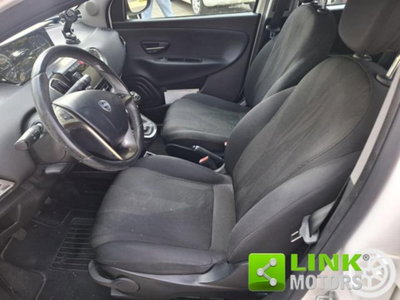 Lancia Ypsilon 1.2 69 CV 5 porte GPL Ecochic Elefantino Blu (8)