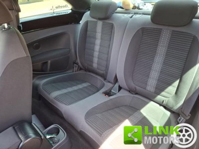 Volkswagen New Beetle 1.6 (8)