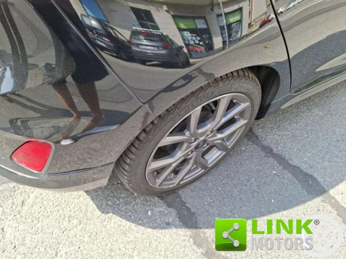 Ford Fiesta 1.0 Ecoboost Hybrid 125 CV 5 porte ST-Line X (10)