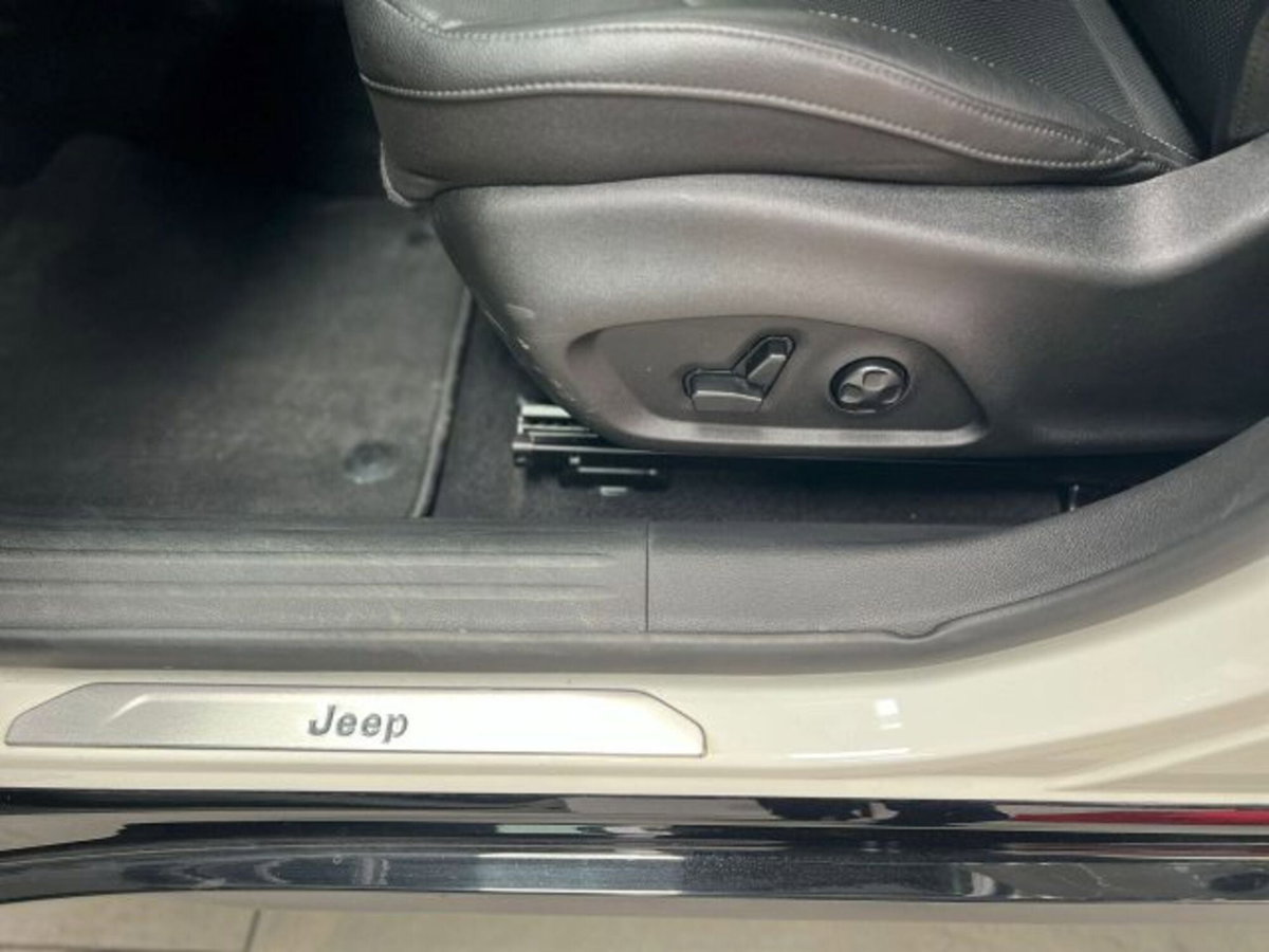Jeep Compass 1.5 turbo t4 mhev Summit 2wd 130cv dct (9)