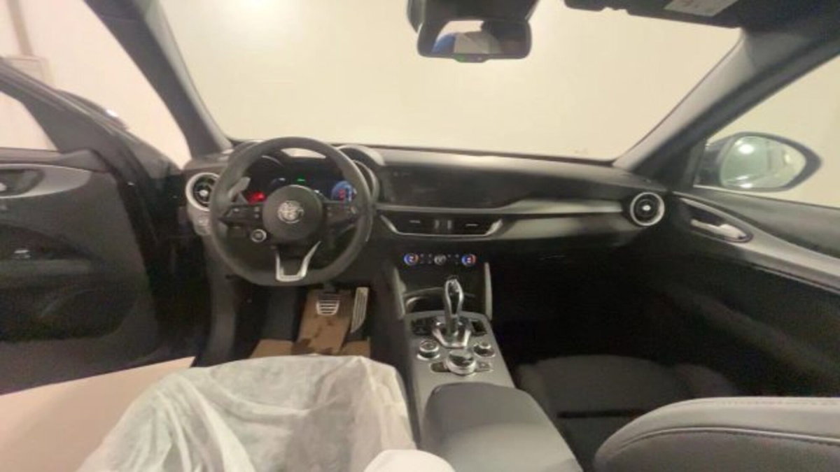 Alfa Romeo Stelvio Stelvio 2.2 Turbodiesel 210 CV AT8 Q4 Veloce (12)