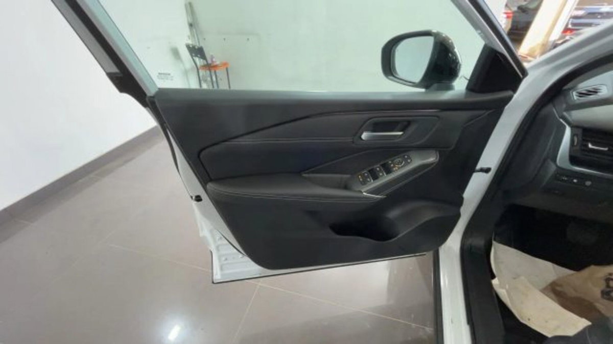 Nissan Qashqai 1.3 mhev N-Connecta 2wd 158cv (9)