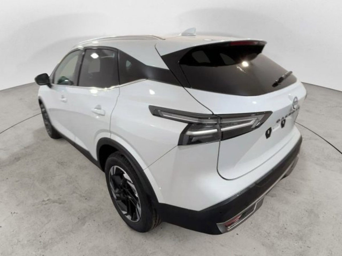 Nissan Qashqai 1.3 mhev N-Connecta 2wd 158cv (4)