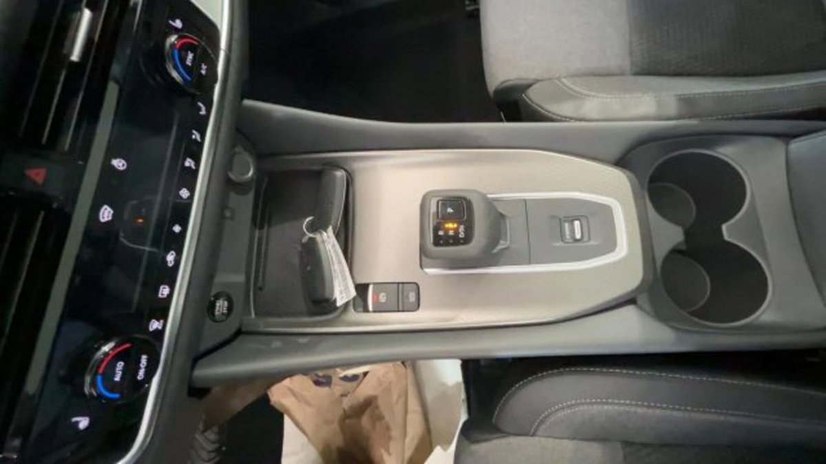 Nissan Qashqai 1.3 mhev N-Connecta 2wd 158cv (15)
