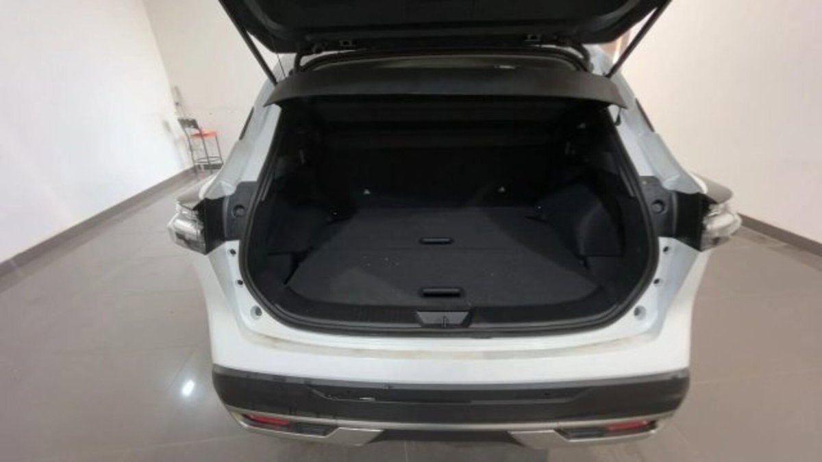 Nissan Qashqai 1.3 mhev N-Connecta 2wd 158cv (7)