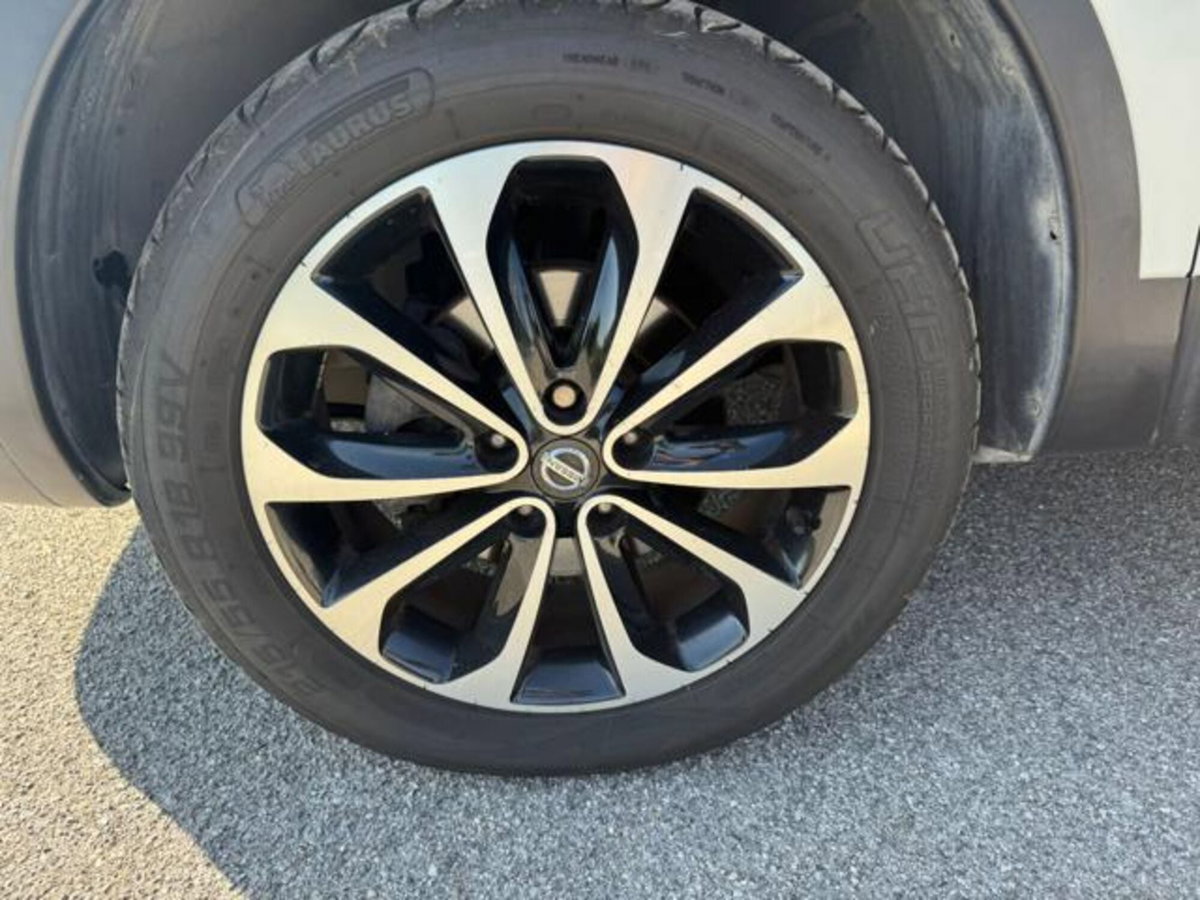 Nissan Qashqai 1.5 dCi DPF n-tec (16)