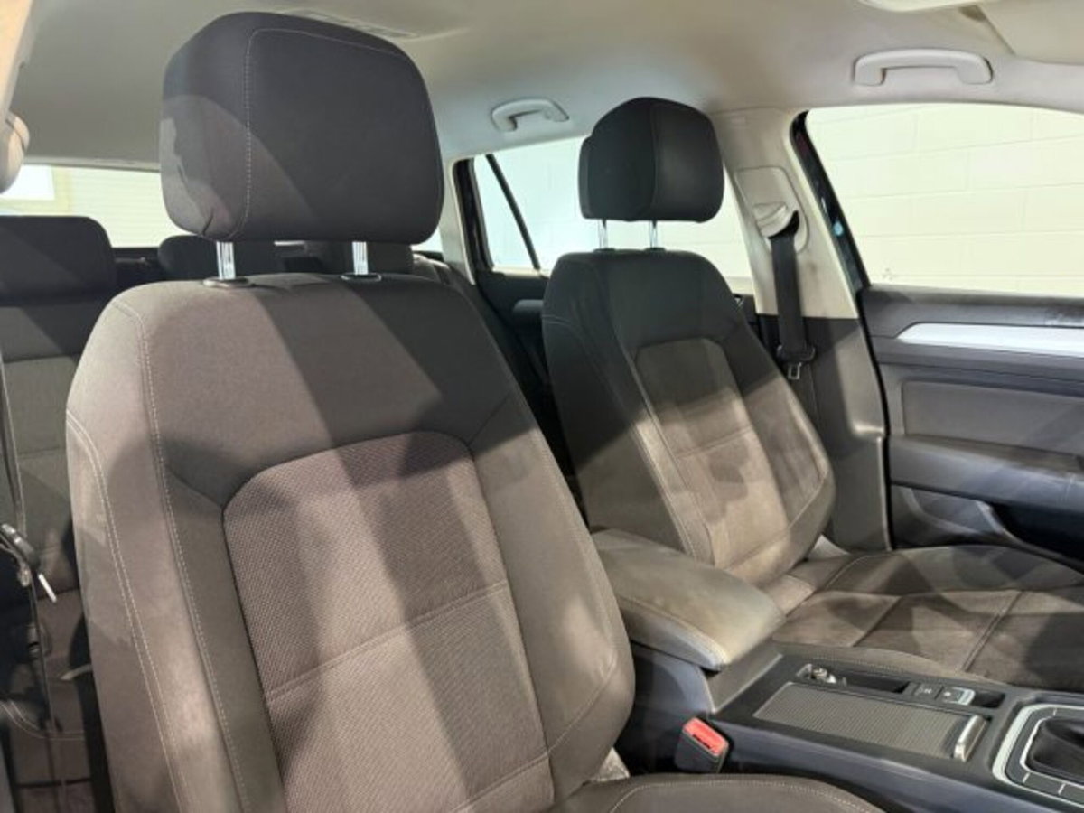 Volkswagen Passat Variant 1.6 TDI Comfortline BlueMotion Technology (13)