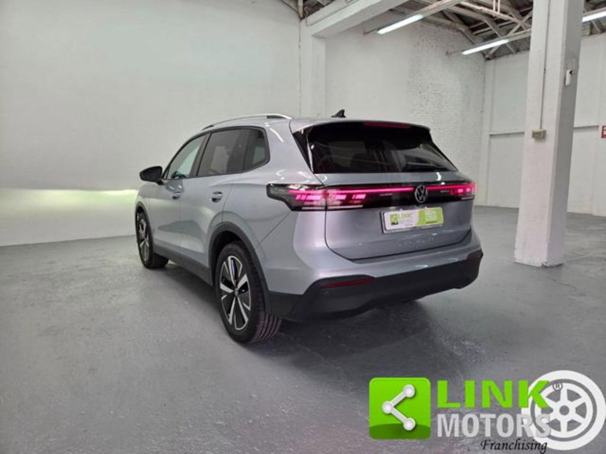 Volkswagen Tiguan 1.5 etsi Edition 130cv dsg (13)