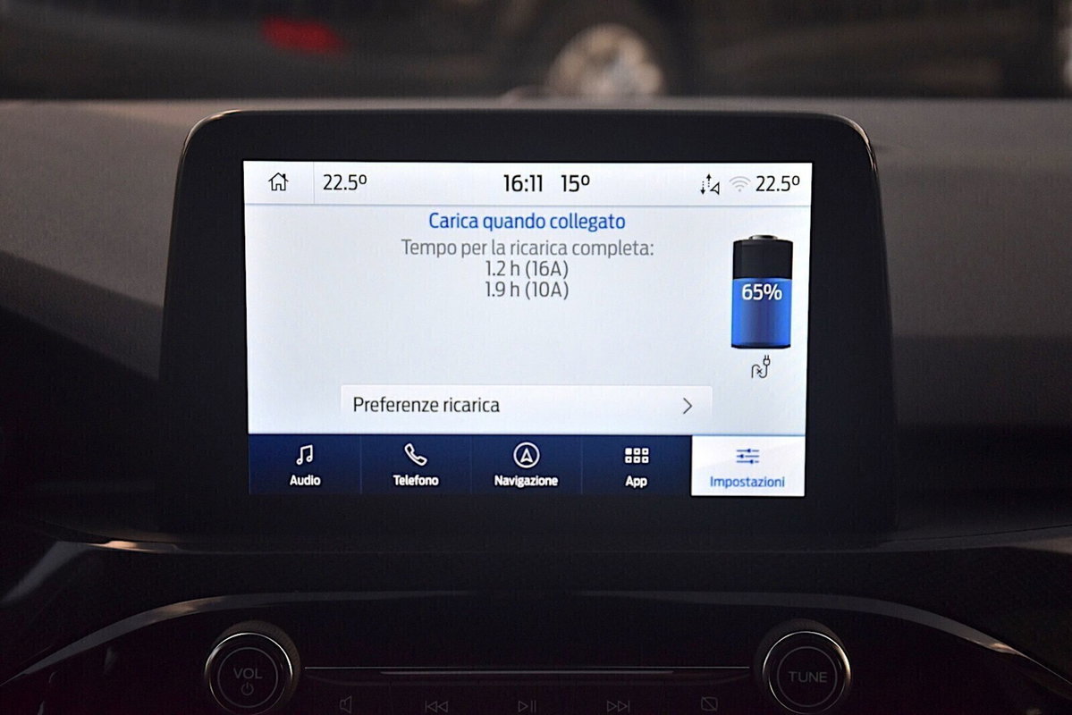 Ford Kuga 2.5 Plug In Hybrid 225 CV CVT 2WD ST-Line (14)