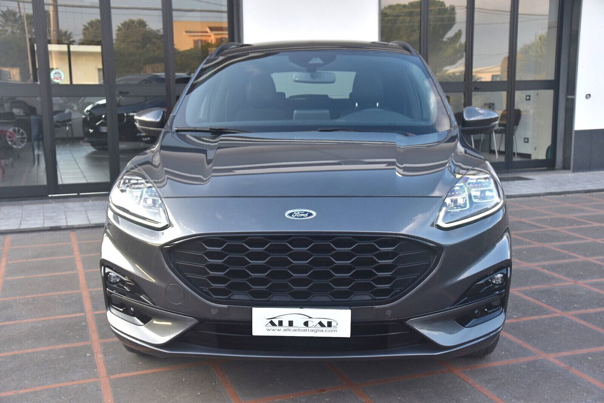 Ford Kuga 2.5 Plug In Hybrid 225 CV CVT 2WD ST-Line (2)