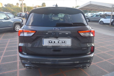 Ford Kuga 2.5 Plug In Hybrid 225 CV CVT 2WD ST-Line (6)