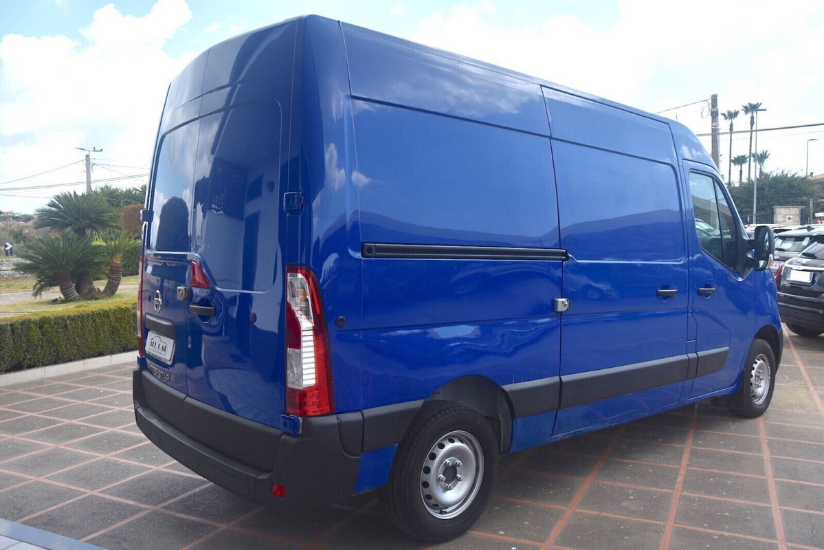 Nissan Interstar Furgone 35 2.3 dCi 135CV PM-TM Acenta Furgone (7)