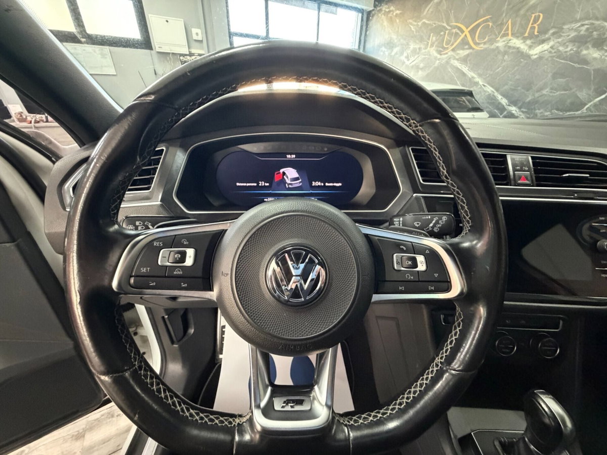 Volkswagen Tiguan 2.0 BiTDI SCR DSG 4MOTION Advanced R-Line BMT (13)