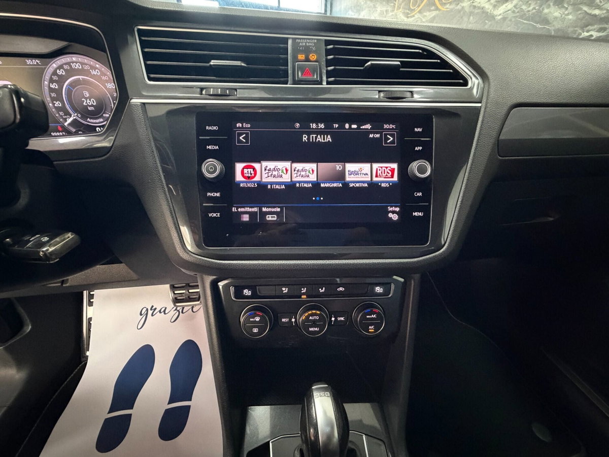 Volkswagen Tiguan 2.0 BiTDI SCR DSG 4MOTION Advanced R-Line BMT (15)