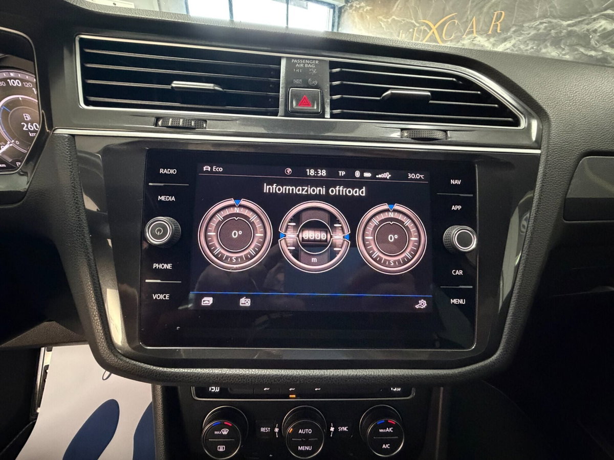Volkswagen Tiguan 2.0 BiTDI SCR DSG 4MOTION Advanced R-Line BMT (17)