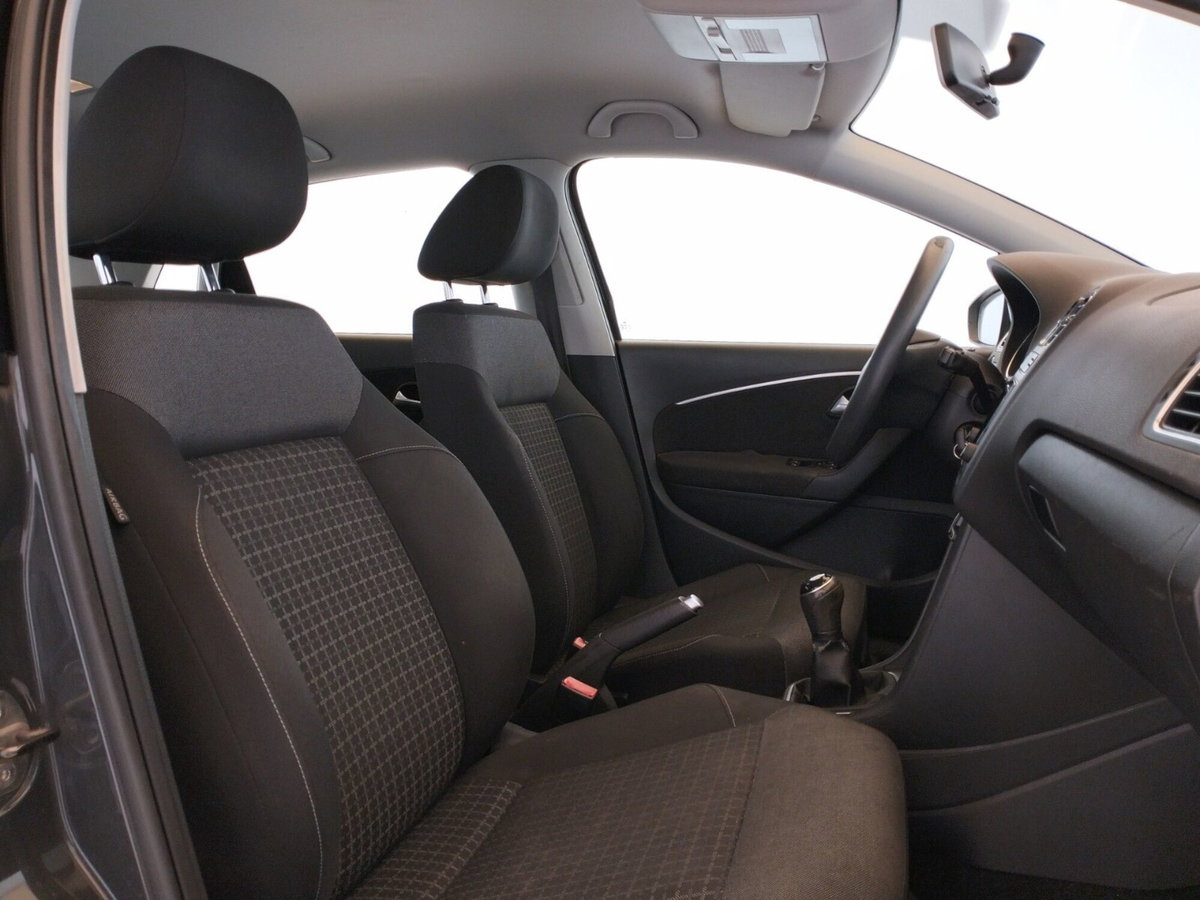 Volkswagen Polo 1.4 TDI 5p. Comfortline (13)