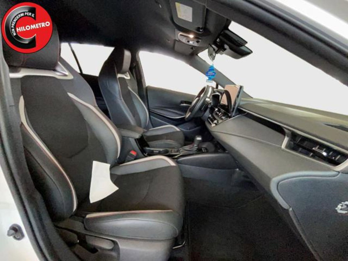 Toyota Corolla Touring Sports 2.0h GR Sport auto (12)