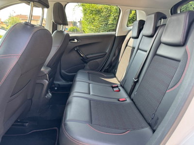 Peugeot 2008 Turbo 110 S&S GT Line (14)