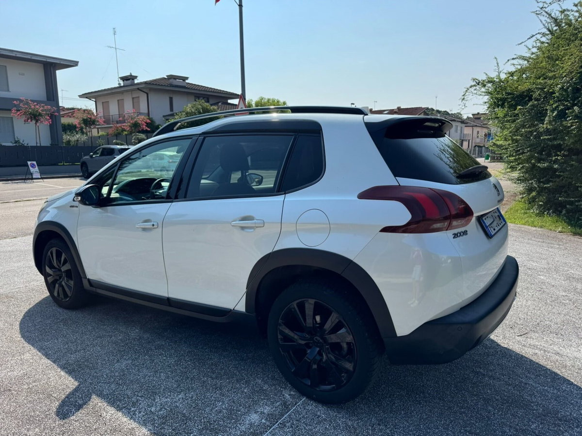 Peugeot 2008 Turbo 110 S&S GT Line (6)
