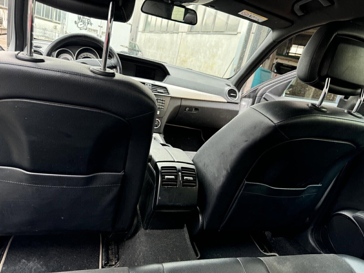 Mercedes-Benz Classe C Station Wagon 200 CDI Avantgarde (6)