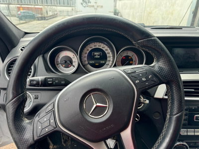 Mercedes-Benz Classe C Station Wagon 200 CDI Avantgarde (7)