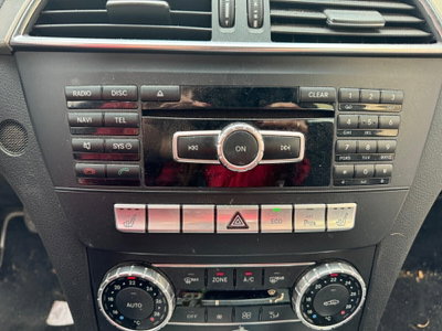 Mercedes-Benz Classe C Station Wagon 200 CDI Avantgarde (8)