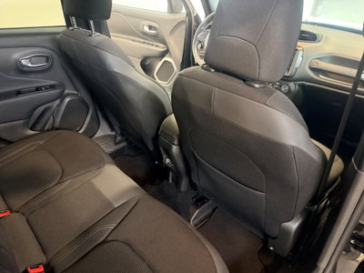 Jeep Renegade 1.6 Mjt 130 CV S (18)