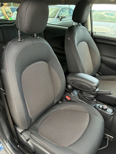 MINI Mini 1.5 Cooper D Business (16)