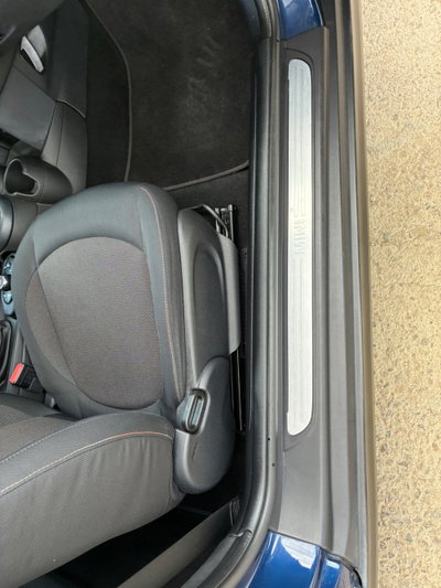 MINI Mini 1.5 Cooper D Business (18)