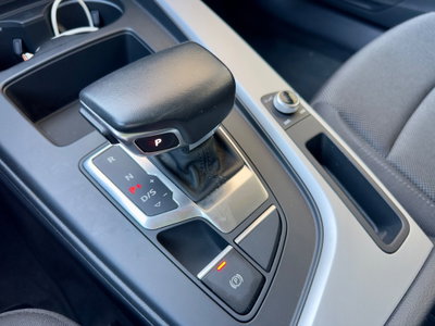 Audi A4 Avant 35 TDI/163 CV S tronic Business Advanced (11)