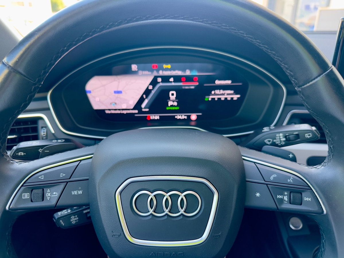 Audi A4 Avant 35 TDI/163 CV S tronic Business Advanced (13)